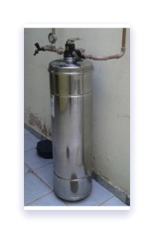 Filtro de Entrada de Água Instalado para Remoção de Sólidos Suspensos